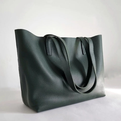 Bolso de piel de alta calidad en color Negro. Leathergoods 43