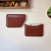 Cartera pequeña personalizada en cuero para hombre, ideal como regalo elegante